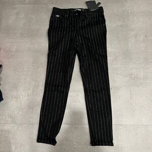 Karl Lagerfield Skinny Black Silver Pinstripe Pants Skinny  Size 6‎